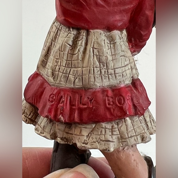 Sarah’s Attic Figurine Sally Booba and Jack Boy Saturday Night Roundup 1994 - Picture 15 of 16